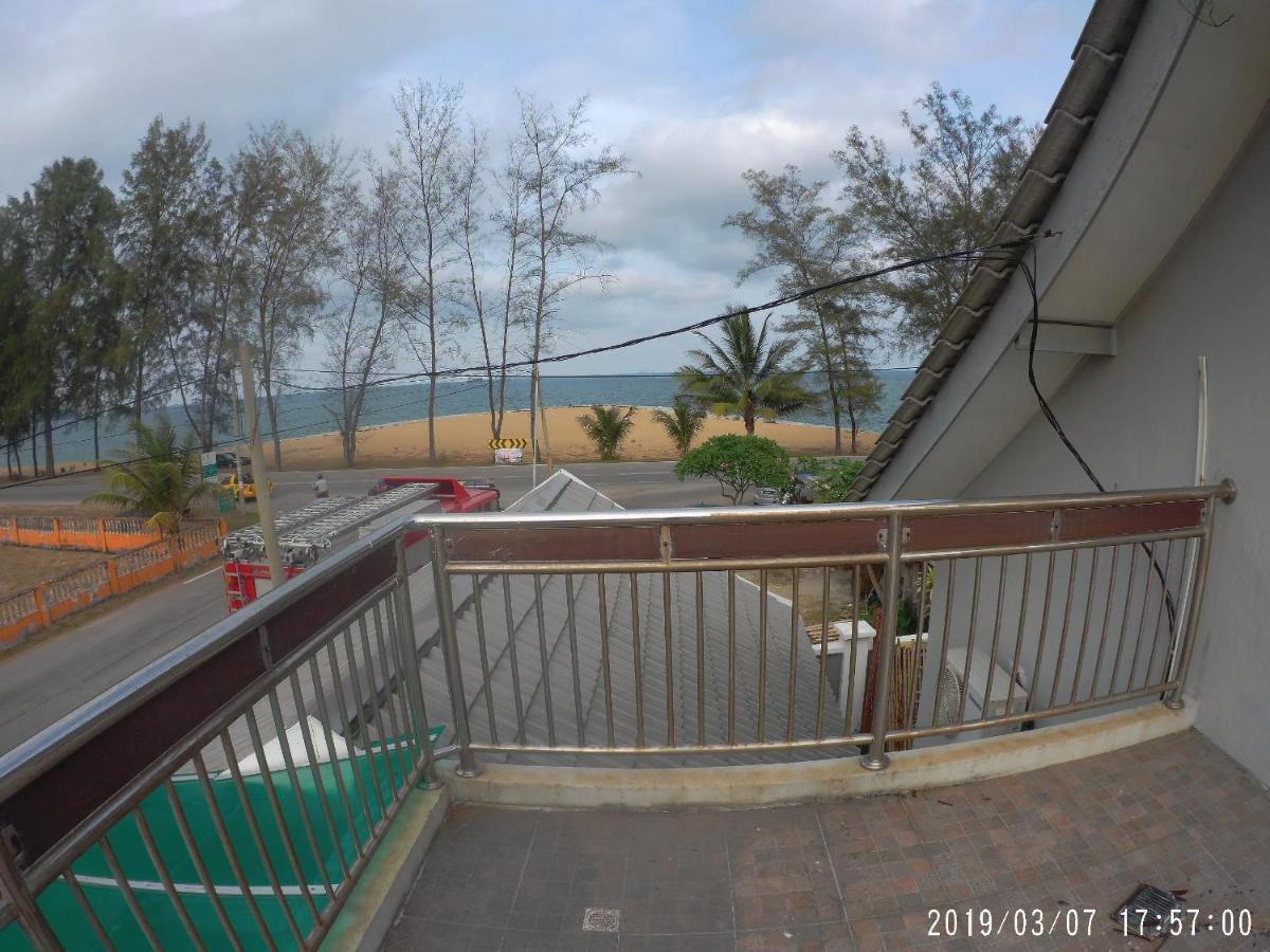Holiday Homestay Dungun Bagian luar foto