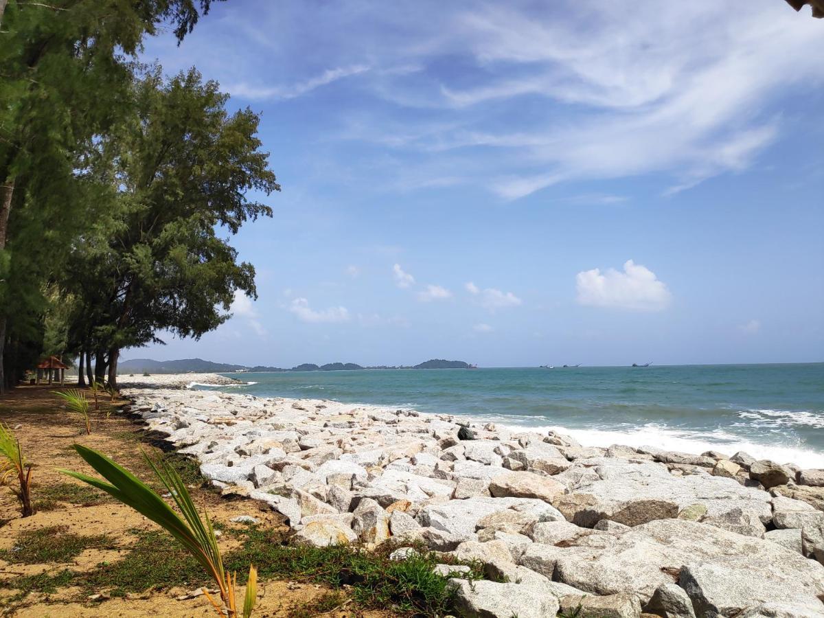 Holiday Homestay Dungun Bagian luar foto